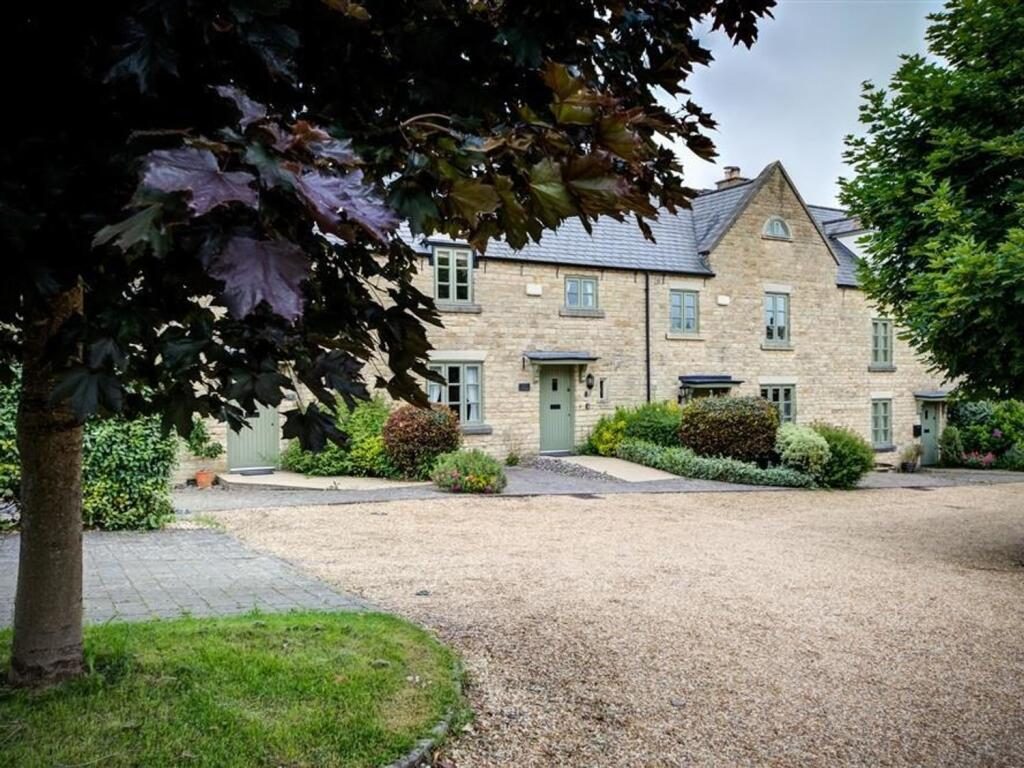 Terraced House