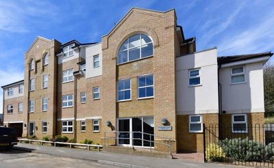 Property on Station Road, NN10 9FS