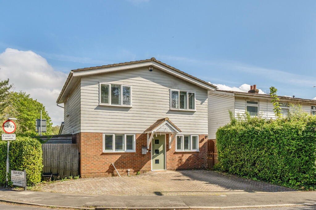 Property main image
