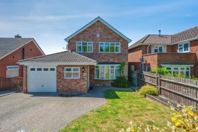 Property on Overwoods Road, B77 5NF