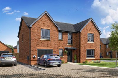 Property on Clyst Road, EX3 0BZ