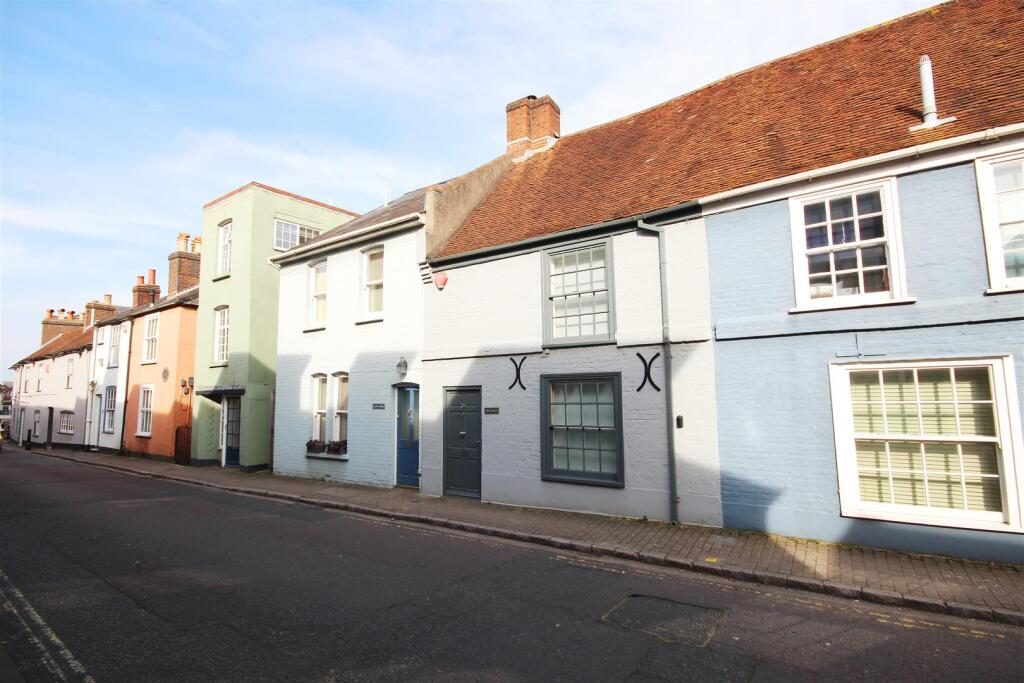 Terraced House