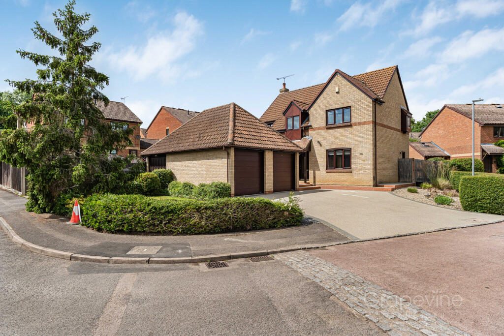 Property main image