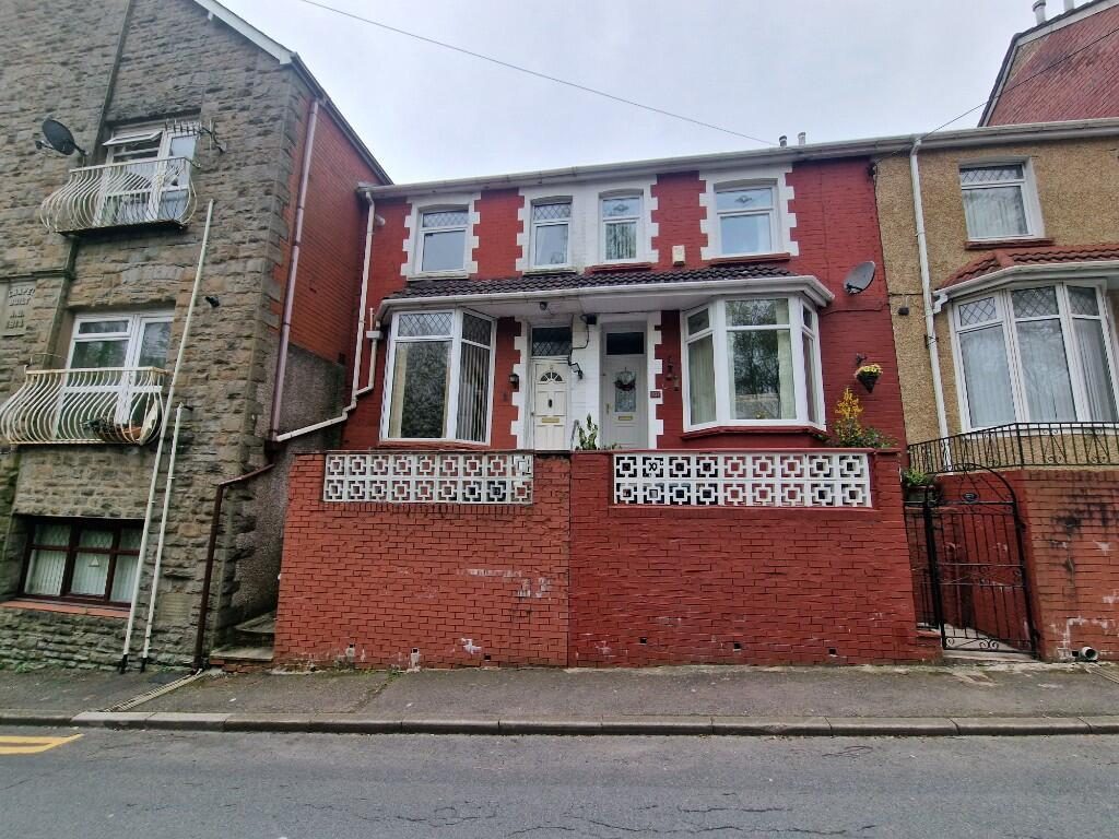 Terraced House