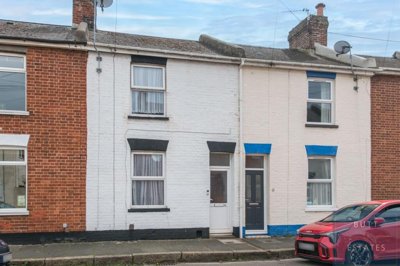 Property on Courtenay Road, EX2 8JX