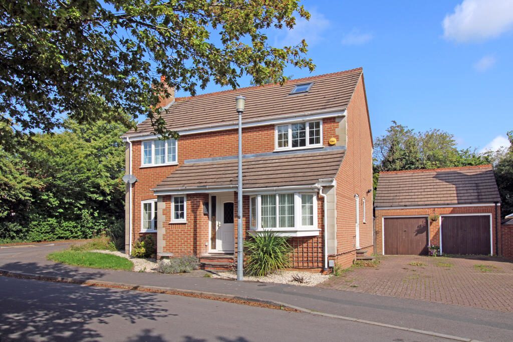 Property main image