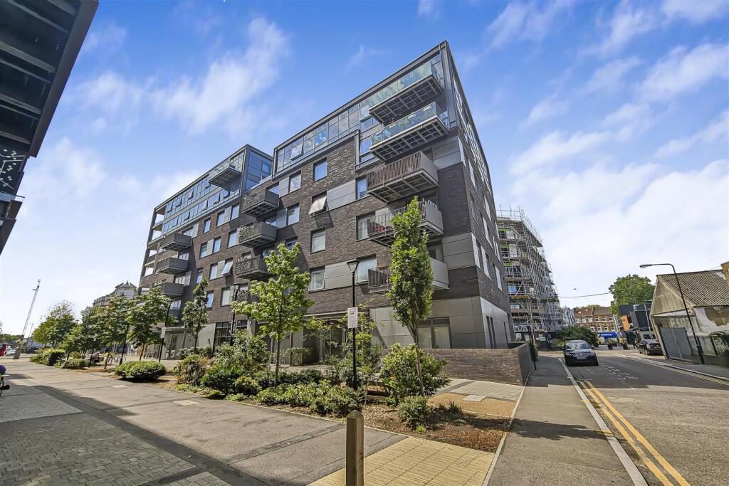 Property main image