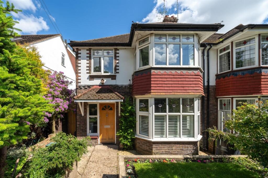 Property main image