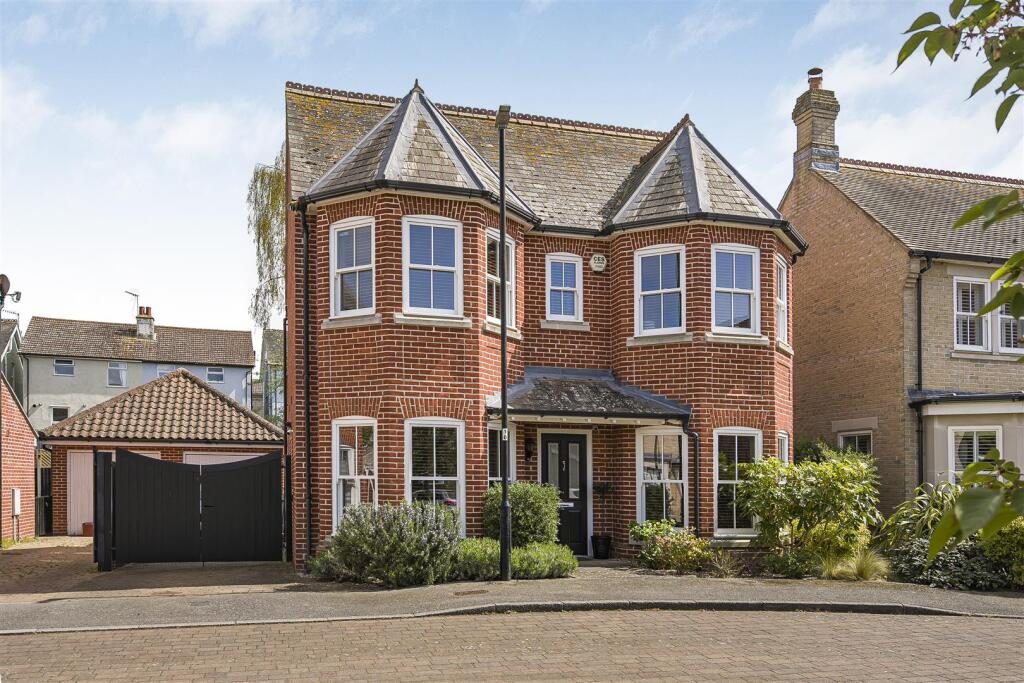Detached House