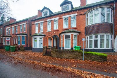 Property on Albert Grove, NG7 1PB