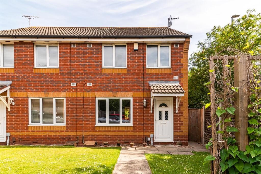 Property main image