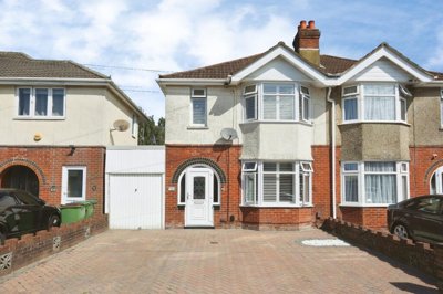 Property on Ashmead Road, SO16 5DL