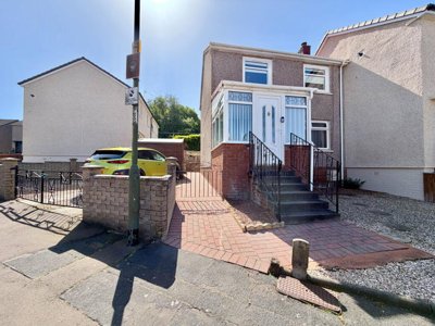Property on Millar Place, FK4 2AR