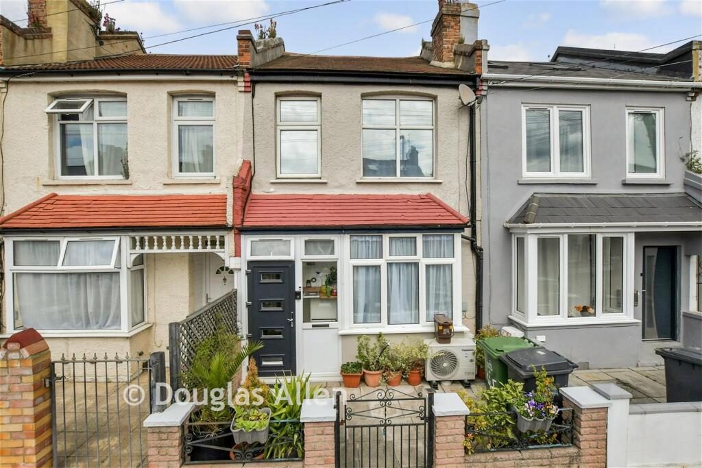 Terraced House