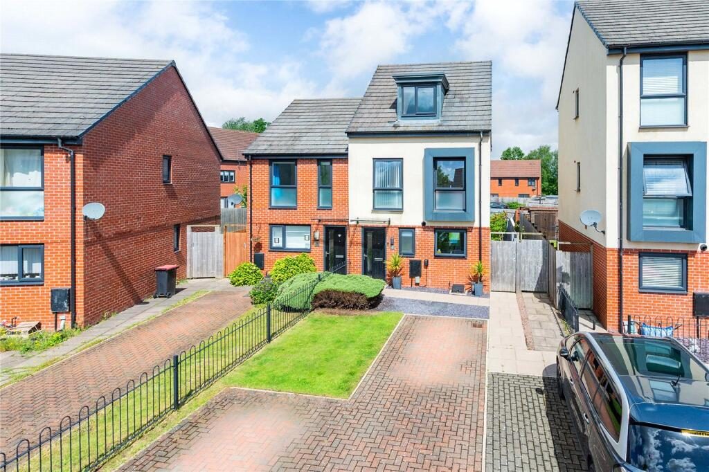Property main image