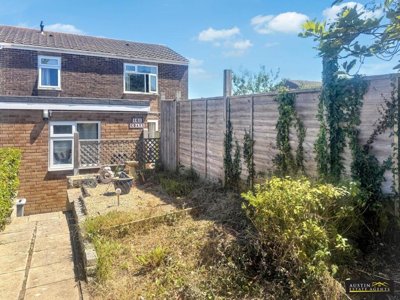 Property on Grays, DT4 9SW