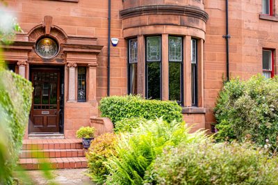 Property on Kensington Road, G12 9LF