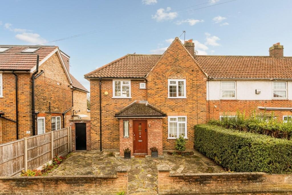 Terraced House