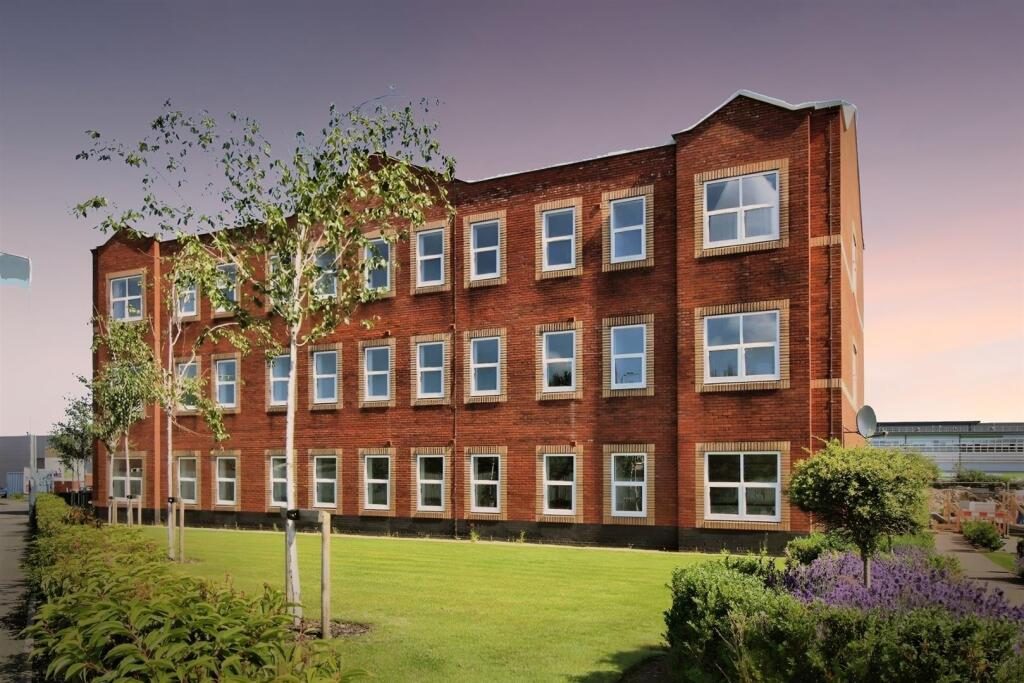 Property main image