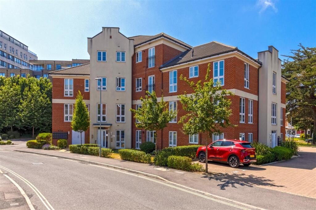 Property main image