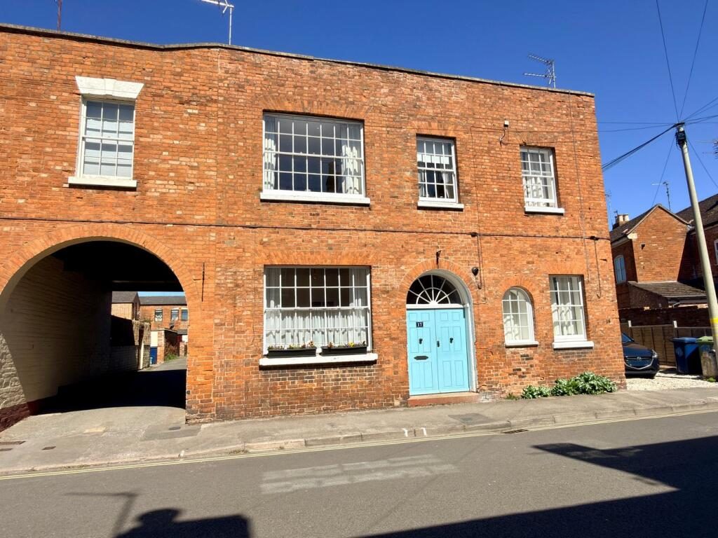 Terraced House