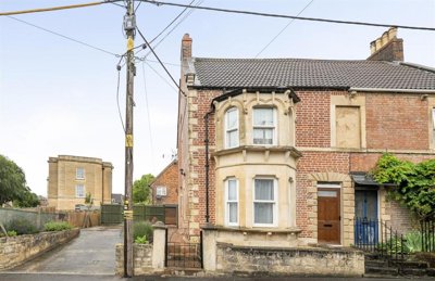 Property on BA14 7ER
