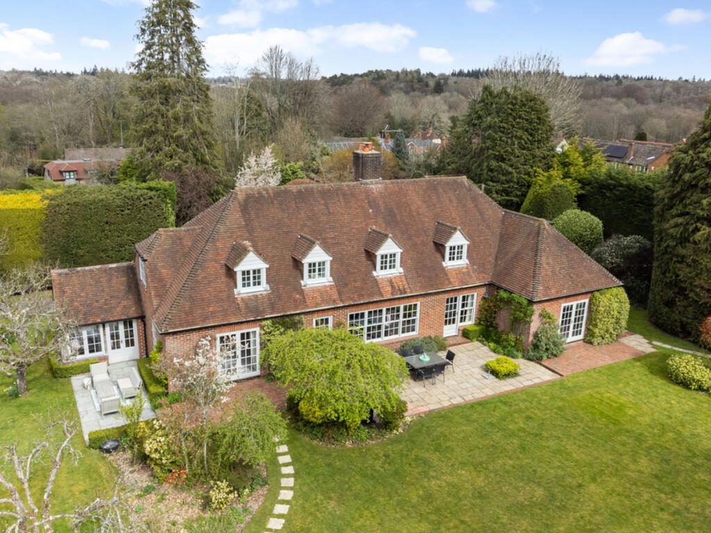Property main image