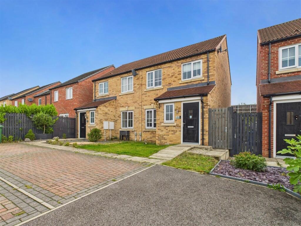 Property main image
