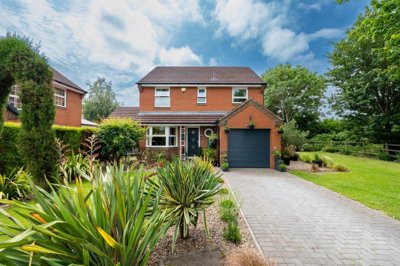 Property on Cherrybrook Close, LE4 1EH