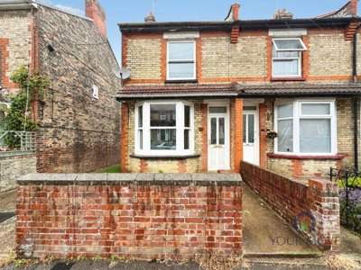 Property on Beaconsfield Road, ME15 6RU