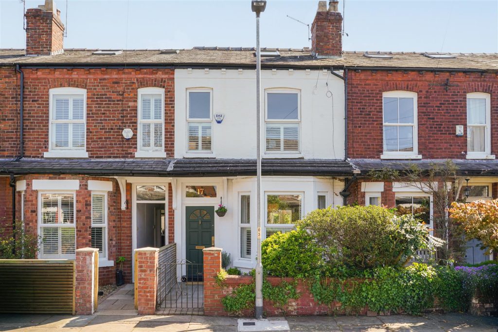 Terraced House
