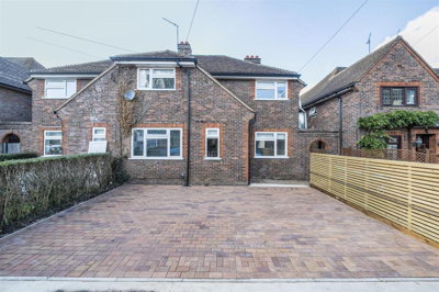 Property on Hopkins Crescent, AL4 9DB