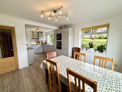 Property on Newlay Wood Avenue, LS18 4LN