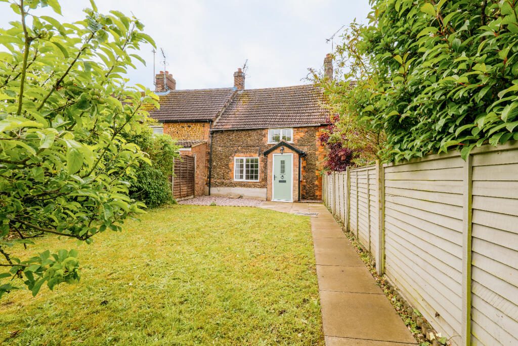 Terraced House