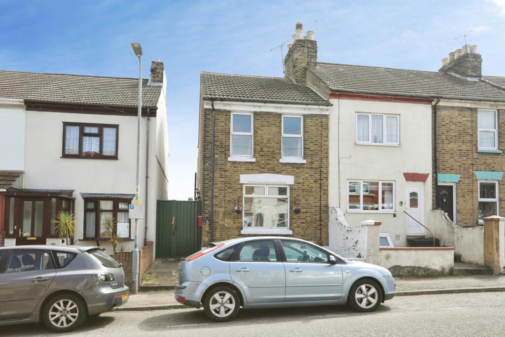 Terraced House