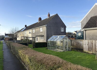 Property on Heol Y Gaer, SA66 7NB