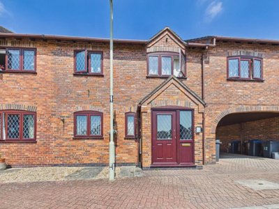 Property on Windsor Court, LE10 2ET