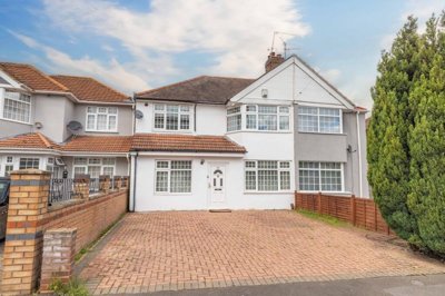 Property on Littleport Spur, SL1 3JD