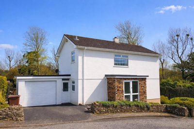 Property on Towan Blystra Road, TR7 2RP