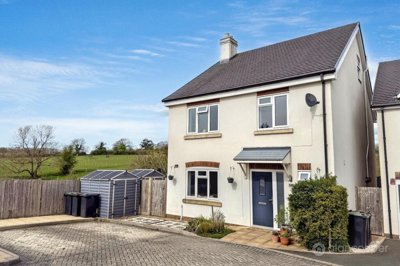 Property on Tunnel Road, CV10 9NL