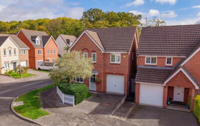 Property on Admington Drive, CV35 7TZ