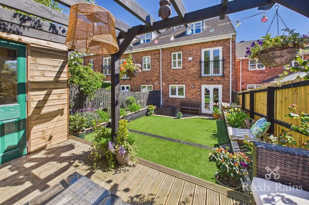 Terraced House