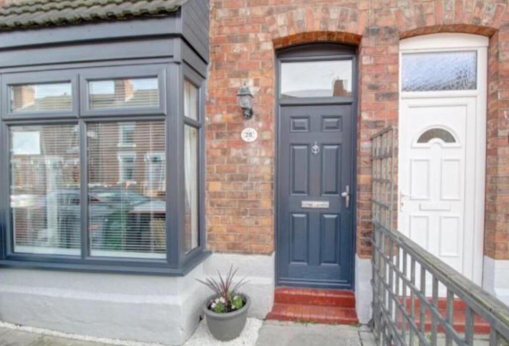 Property main image