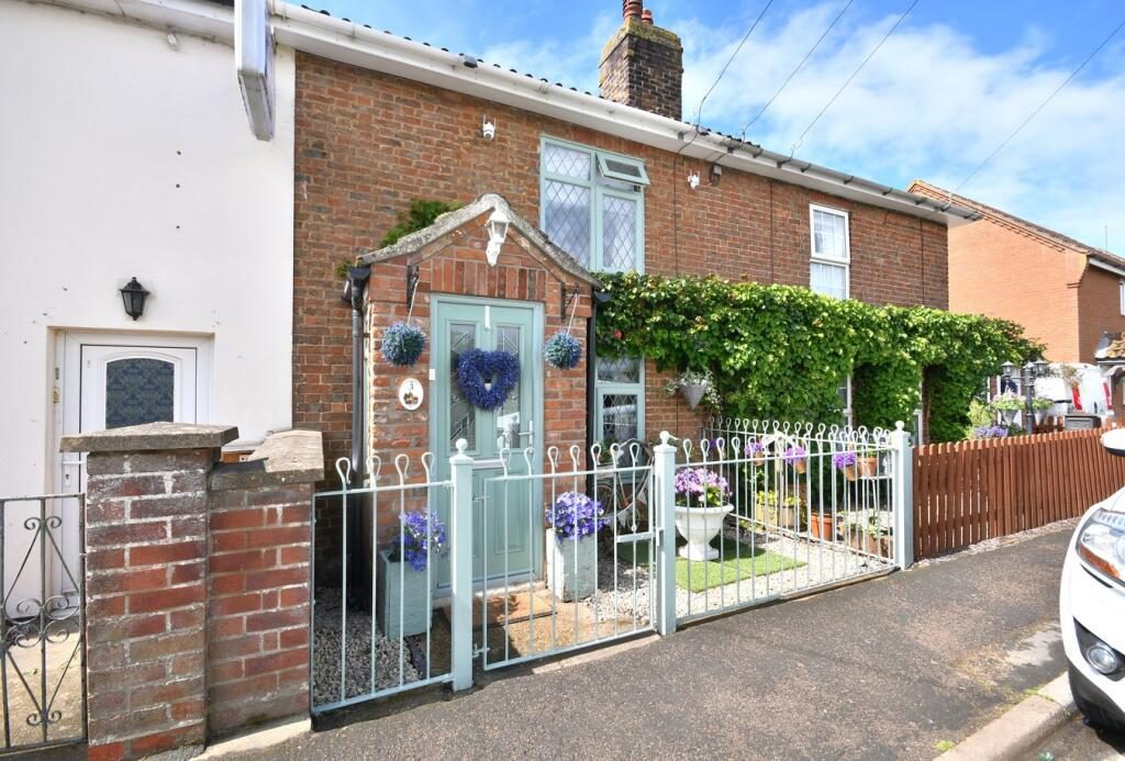 Terraced House