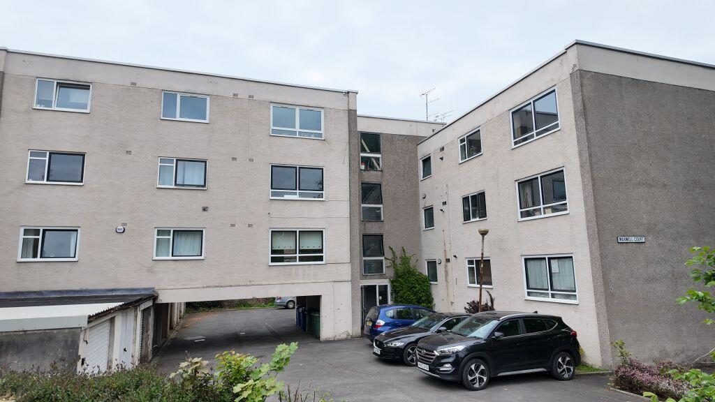 Property main image