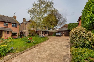 Property on Maillard'S Haven, CF64 5RF