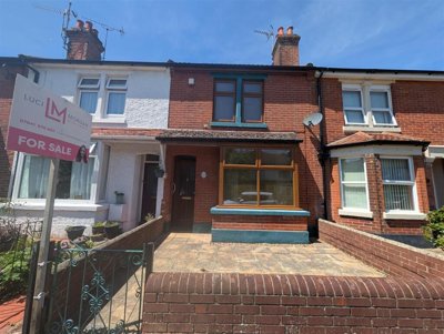 Property on Chamberlayne Road, SO50 5HX