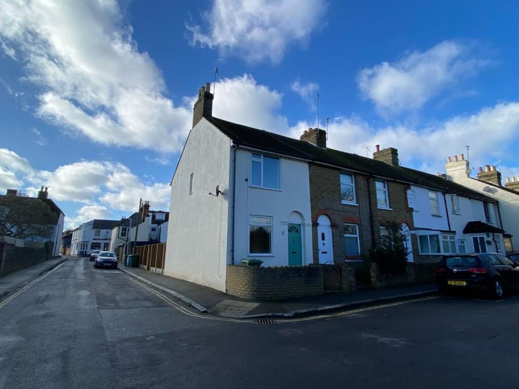 Terraced House