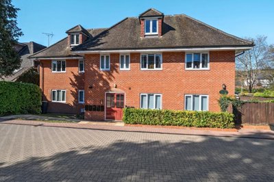 Property on Greenfields Avenue, GU34 2HX