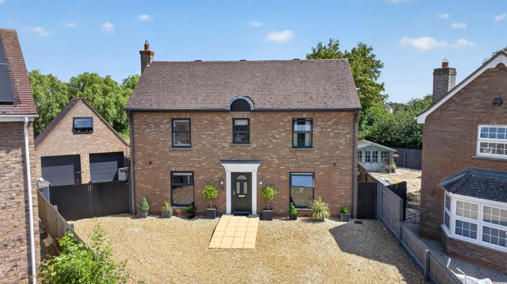 Property main image